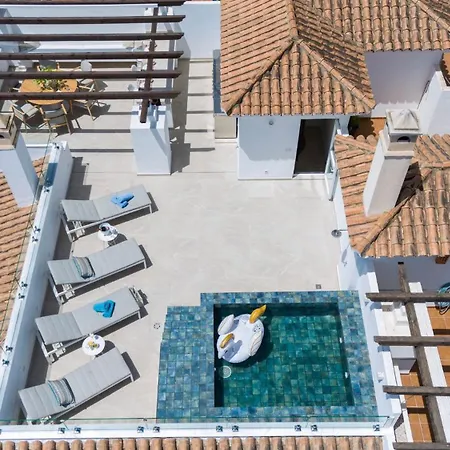 Apartment Penthouse Lira I Modern Luxurious Plunge Pool