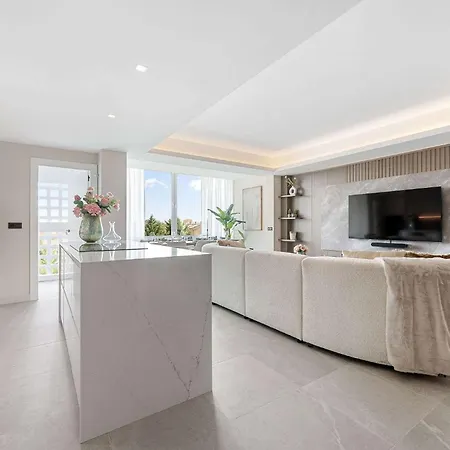 公寓 Penthouse Lira I Modern Luxurious Plunge Pool 马尔韦利亚