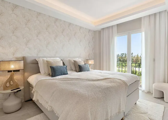 Penthouse Lira I Modern Luxurious Plunge Pool * Марбелья