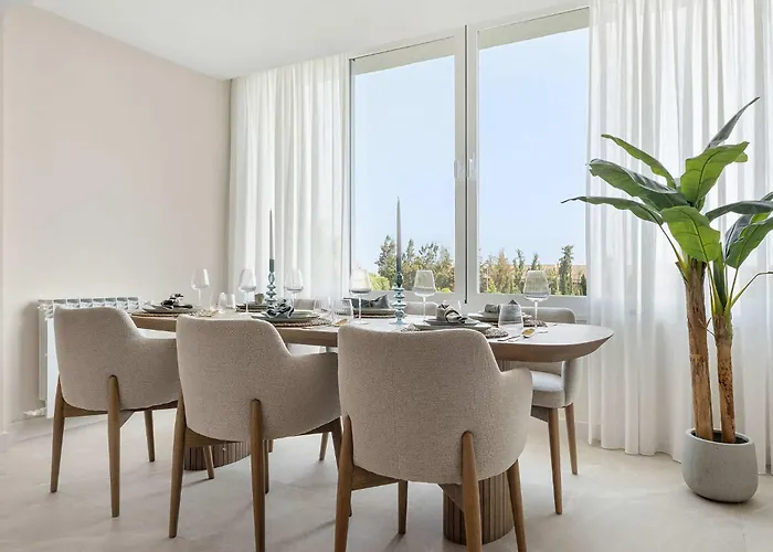 Penthouse Lira I Modern Luxurious Plunge Pool * Marbella