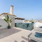 Penthouse Lira I Modern Luxurious Plunge Pool Lejlighed Marbella
