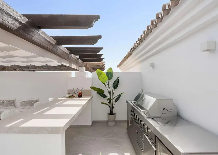 Apartment Penthouse Lira I Modern Luxurious Plunge Pool